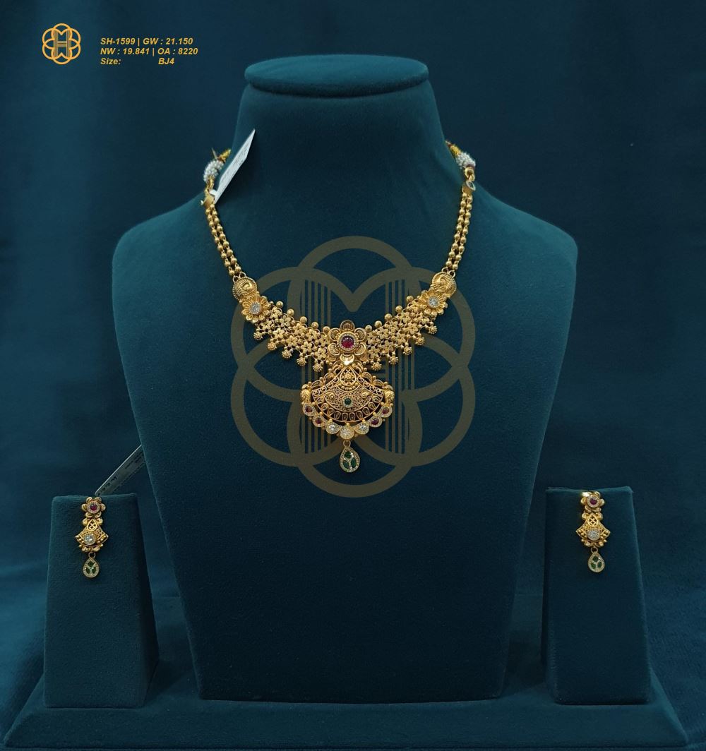 SWAROVSKI HAF SET - 1